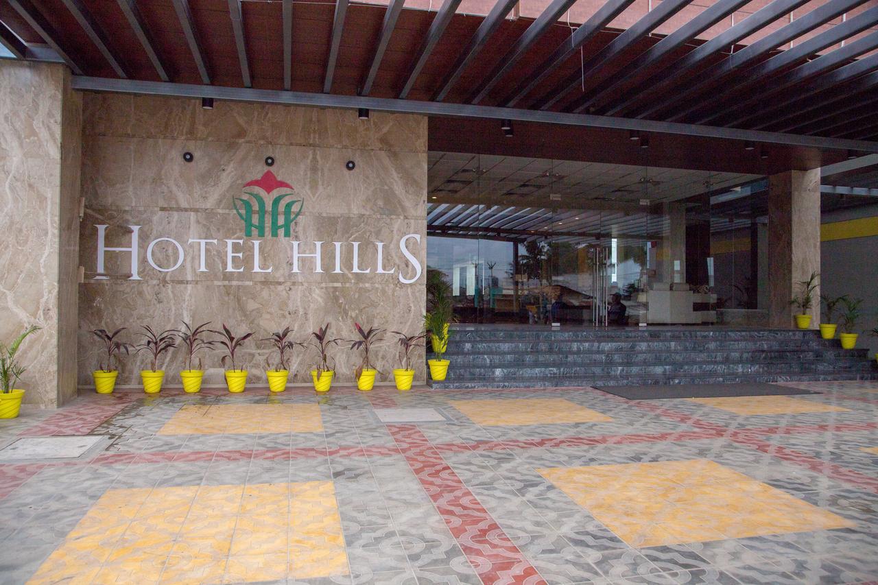 Hotel Hills Tirupattur Tiruppatur Exteriör bild